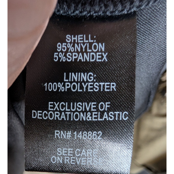 Torrid Black Dainty Floral Mesh Surplice‎ Babydoll Top Coquette Whimsigoth 3X - Picture 9 of 12